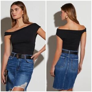 Vici Collection Macera Date Night Off the Shoulder Bodysuit in Black Size XL